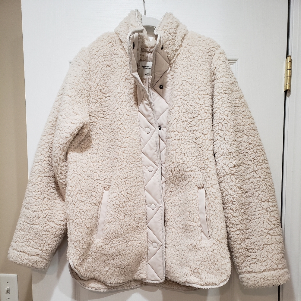 Abercrombie Snap Up Sherpa